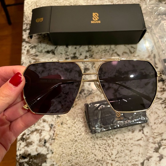 Sojos aviator sunglasses. New with original packaging - Picture 1 of 3